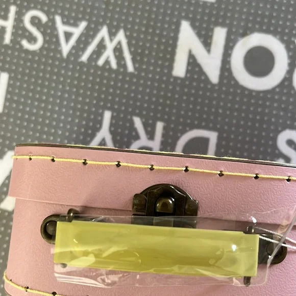 Kiki’s Delivery Service 1989 Mini Japanese hand bag suitcase style - Picture 3 of 12